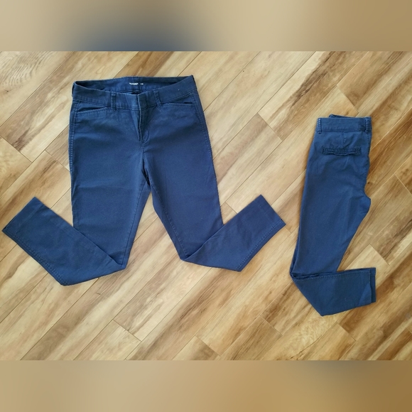 Lot of 2 Old Navy Pixie Pants - Picture 1 of 3